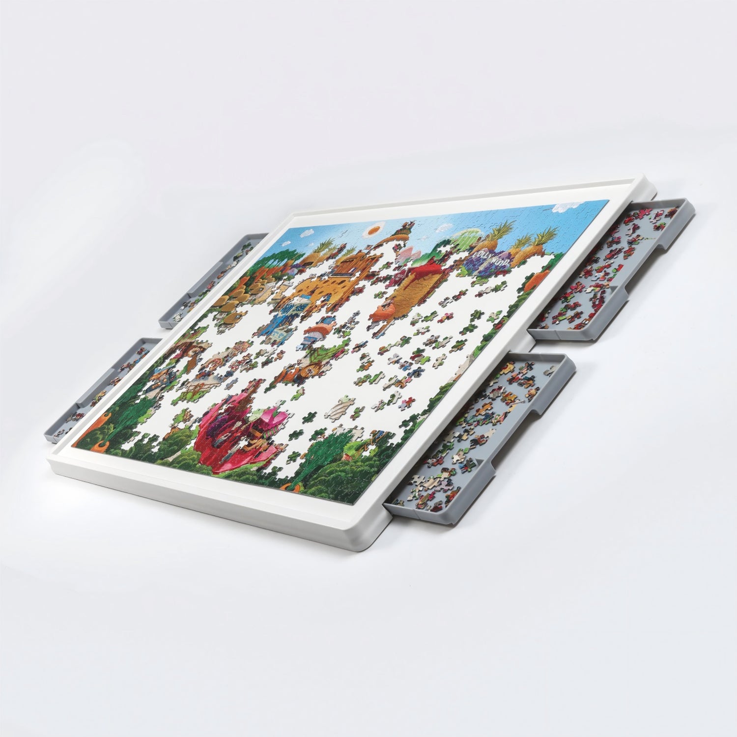Warm white puzzle board surface showcasing high contrast for easy visibility and sorting of jigsaw pieces.